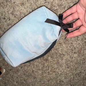 Abstract Blurred Art baby blue purse 🩵